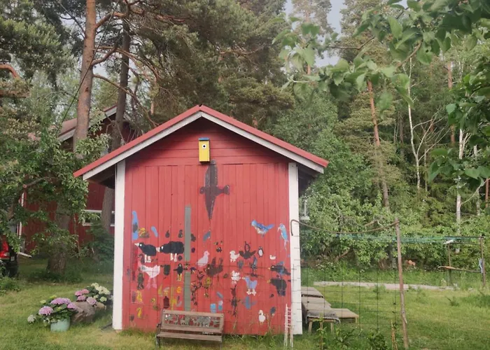 Marian Ilo, Talo Naantalissa *