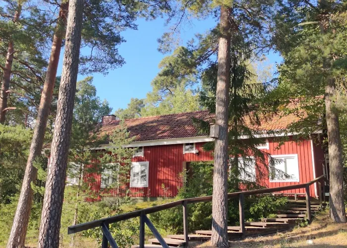 Marian Ilo, Talo Naantalissa Apartment